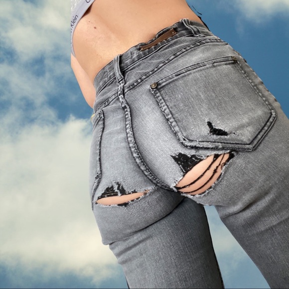 Urban outfitters worn-in grey jeans size 27. - Picture 1 of 3